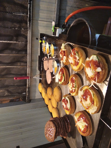 Opinii despre โรงหรอย หาดใหญ่ în อำเภอหาดใหญ่ - การบริการอาหารและที่พัก