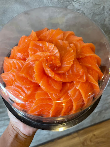 ไข่หวานบ้านซูชิ ปากเกร็ด - การบริการอาหารและที่พัก