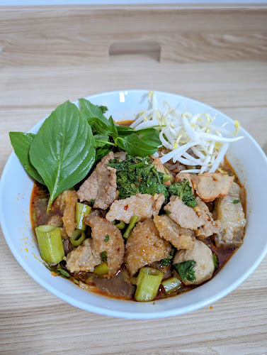 ก๋วยเตี๋ยวป็อกๆ ซอย10 แหลมฉบัง