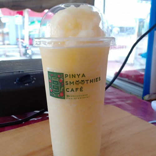 ภิญญา ผลไม้สดปั่น & กาแฟสด ( pinya smoothies café )