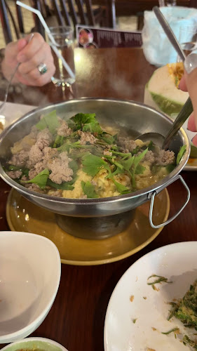 Opinii despre ร้านอาหารเยื่อไม้ în อำเภอเมืองนครปฐม - การบริการอาหารและที่พัก