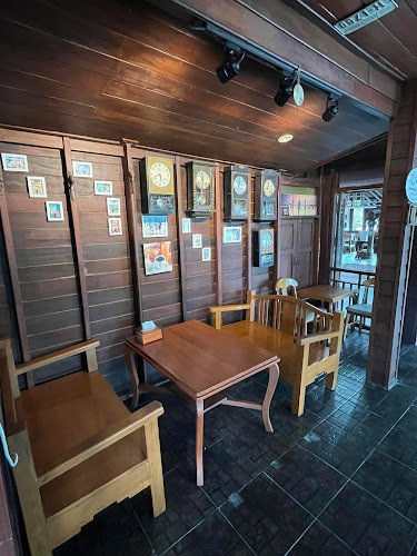 ภู-ธยาน์ คอฟฟี่ - การบริการอาหารและที่พัก