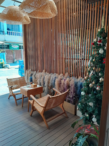 18 38 ถ. แม่หลวน ตำบล วิชิต อำเภอเมืองภูเก็ต ภูเก็ต 83000