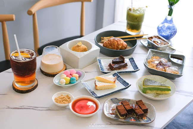 Opinii despre Posh and Pow Club Café în อำเภอเมืองภูเก็ต - การบริการอาหารและที่พัก