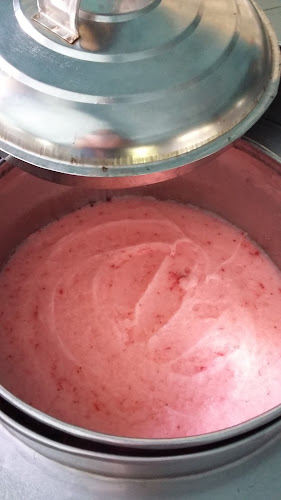 Opinii despre บูมไอศครีม(นาเกลือ พัทยา แหลมฉบัง นาจอมเทียน) în อำเภอบางละมุง - การบริการอาหารและที่พัก