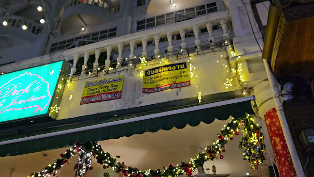 Comentarii opinii despre Dick's Café Jomtien