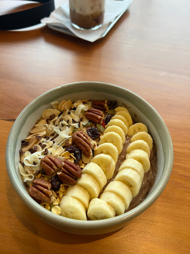 Opinii despre 🌞 Leikki Neighbourhood Cafe în Muang - การบริการอาหารและที่พัก