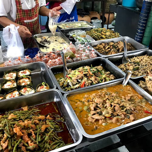 233 ถนน มาตุลี ตำบลปากน้ำโพ อำเภอเมืองนครสวรรค์ นครสวรรค์ 60000