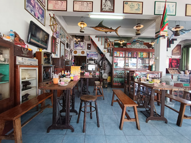 ร้านกาแฟโบราณป้ายแดง สข๒๕๕๕