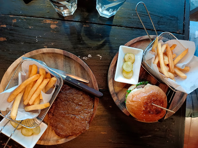 AB HOUSE - Burger & Steak - อำเภอเมืองภูเก็ต