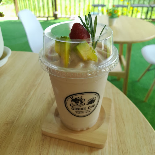 Gindee Cup (คาเฟ่ & shop เสื้อผ้า)