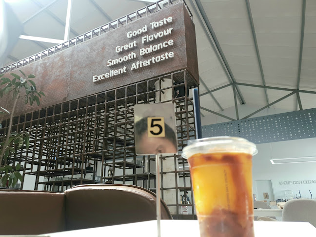 Opinii despre U Cup Coffeebar x Specialty Coffee (ยูคัพ คอฟฟี่บาร์ เอ็กซ์ สเปเชียลตี้คอฟฟี่) în อำเภอเมืองระยอง - การบริการอาหารและที่พัก