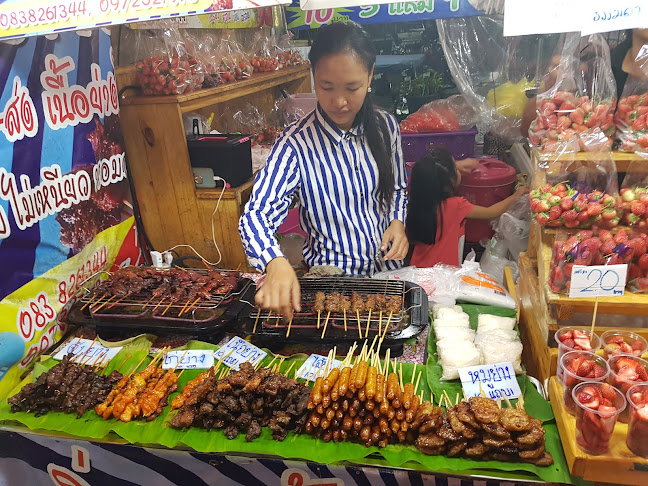 ตลาดสตาร์ไนท์บาร์ซ่า - อำเภอเมืองระยอง