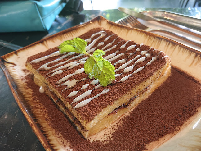 Comentarii opinii despre Mililin Cafe & Eatery