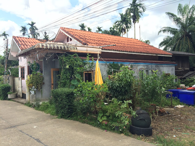 ร้านกาแฟข้างบ้าน@ละหาร - อำเภอท่าแซะ