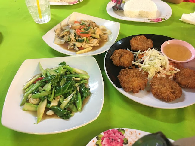 Aon 999 - การบริการอาหารและที่พัก