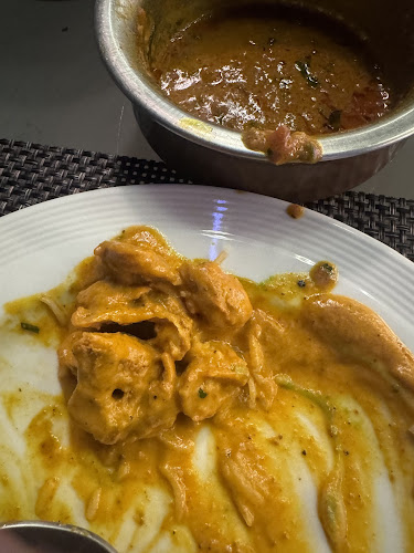 Opinii despre Kiran's Indian Restaurant în อำเภอเมืองภูเก็ต - การบริการอาหารและที่พัก