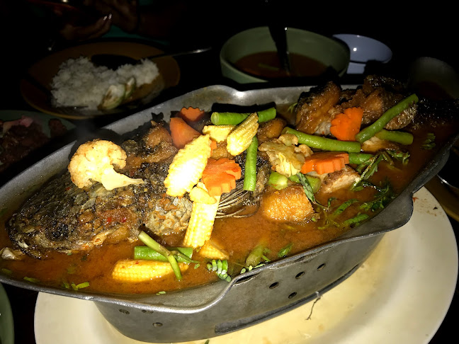 ร้านคนล่าฝันพัทยา - การบริการอาหารและที่พัก