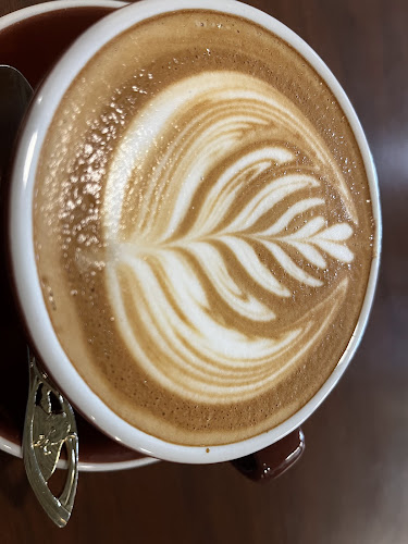 Opinii despre SongSarn(ส่งสาร) Coffee & Home Roaster în อำเภอเมืองอุบลราชธานี - การบริการอาหารและที่พัก