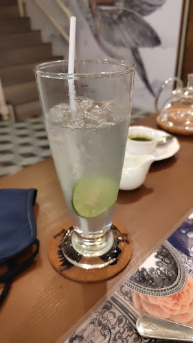 MET CAFE - วัฒนา