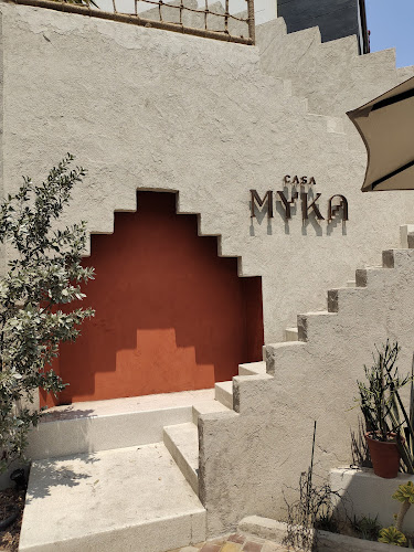 CASA MYKA (คาซ่ามิก้า) - การบริการอาหารและที่พัก