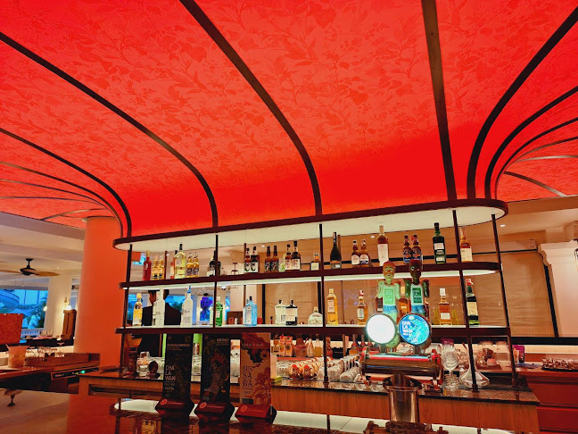 Ocean Rhyme - Thai Seafood Restaurant & Bar - การบริการอาหารและที่พัก