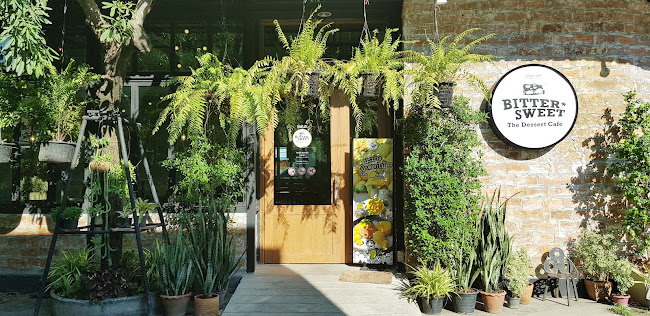 Bitter*Sweet The Dessert cafe