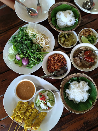 ร้านอาหารปั๋นใจ๋