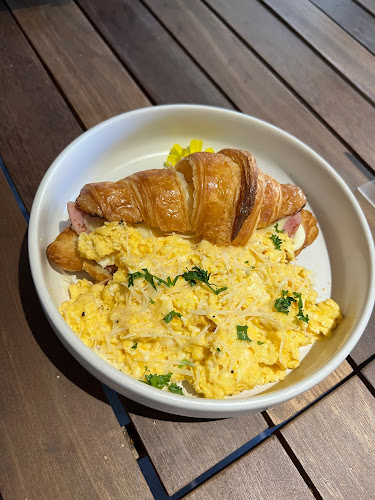 KIRI burger & bowl , kata beach - Muang