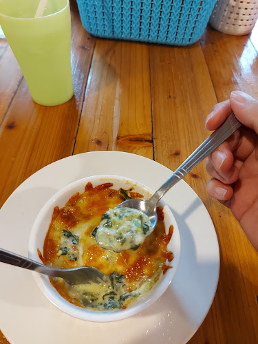 เด็ดสเต็กสาขากำแพงเพชร - การบริการอาหารและที่พัก