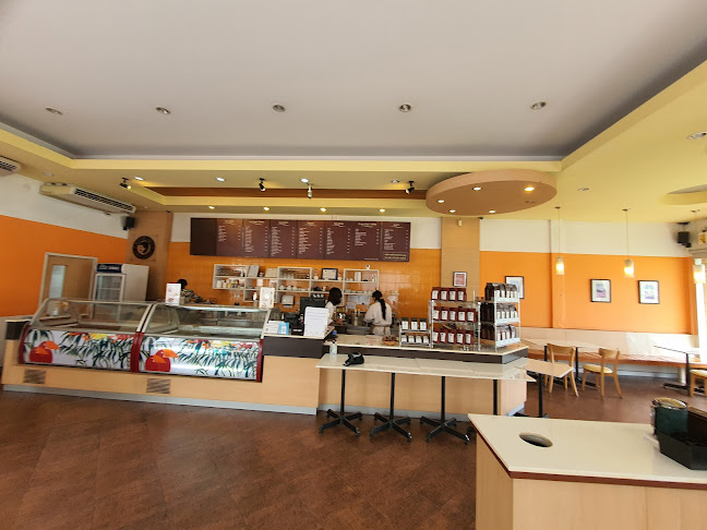 มิสเตอร์ลี - การบริการอาหารและที่พัก