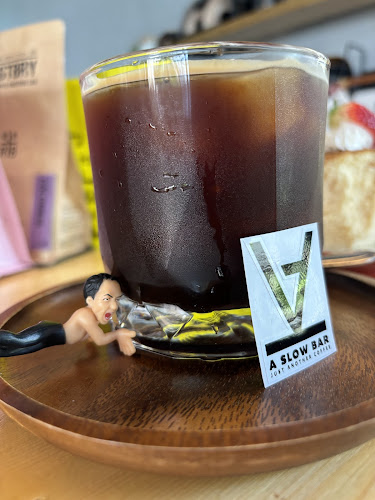 A Slow Bar : Just Another Coffee - อำเภอเกาะสมุย