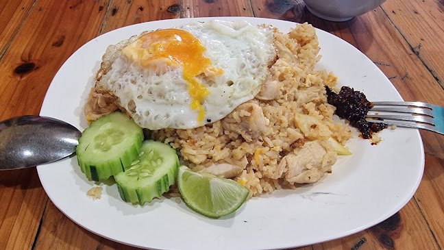 Opinii despre ร้านอาหาร​ตาม​สั่ง​อิสลาม​ บัง​ซัน​ în อำเภอเมืองสงขลา - การบริการอาหารและที่พัก