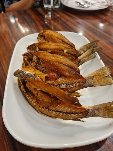 661/663 ศูนย์การค้าเจพีไรวา ถนน ท่าแฉลบ อ.เมือง จันทบุรี 22000