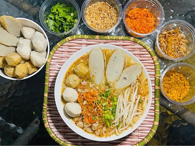 Comentarii opinii despre ก๋วยเตี๋ยวแห้งโบราณ สาขา ตลาดใหญ่มากมาร์เก็ต จอมเทียน