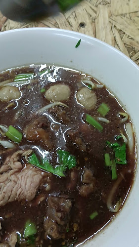 Opinii despre ก๋วยเตี๋ยวเรือสระบัว นครปฐม în อำเภอเมืองนครปฐม - การบริการอาหารและที่พัก