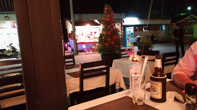 Opinii despre The Bistro Bangtao Beach în อำเภอถลาง - การบริการอาหารและที่พัก
