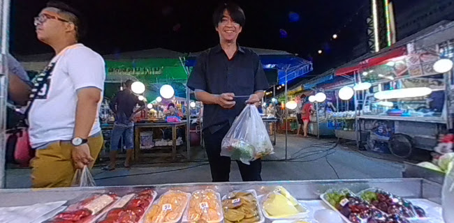 ตลาดสตาร์ไนท์บาร์ซ่า - อำเภอเมืองระยอง