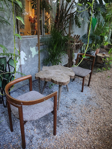 Opinii despre อิงอาศัย în เมือง - การบริการอาหารและที่พัก