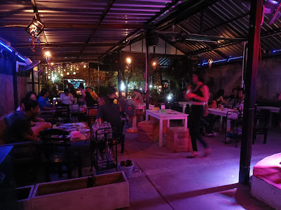 กระท่อมไพรวัลย์