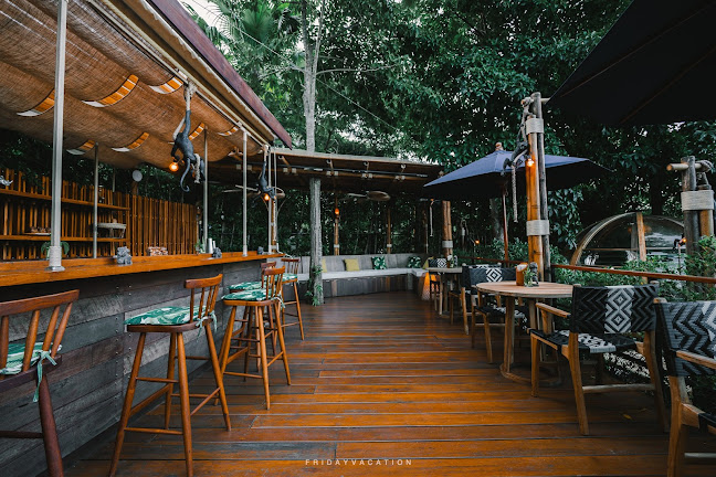 Three Monkeys Restaurant