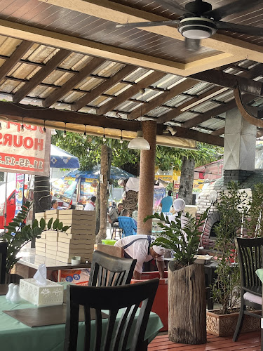 ลอบสเตอร์แอนด์พรอน - อำเภอเมืองภูเก็ต