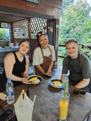 Opinii despre Mr. Dee Chilling Hill Bar în อำเภอเกาะสมุย - การบริการอาหารและที่พัก