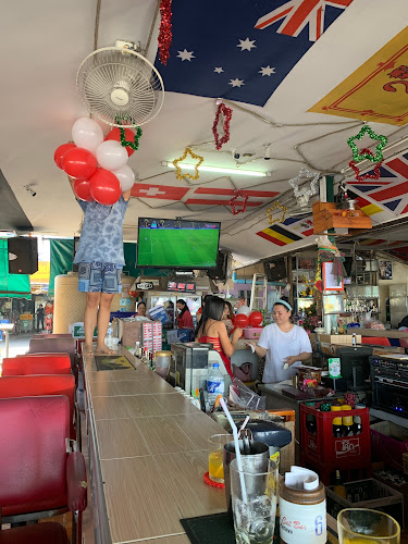 Comentarii opinii despre Red Cat Bar