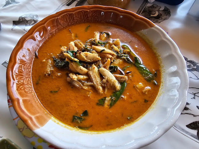 ร้านจัดจ้าน โดยโกแดง - การบริการอาหารและที่พัก