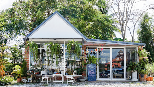 คึดพ้อ คอฟฟี่ - การบริการอาหารและที่พัก