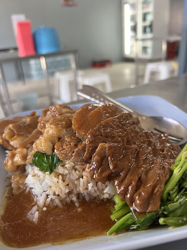 ร้านป้าเพ็ญขาหมู ก๋วยเตี๋ยวขาหมู สูตรดั้งเดิม