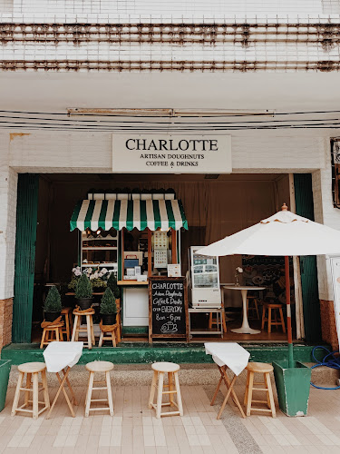 CHARLOTTE DOUGHNUTS Sai Song