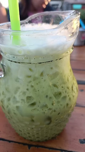 ริมน่านนมสด - การบริการอาหารและที่พัก