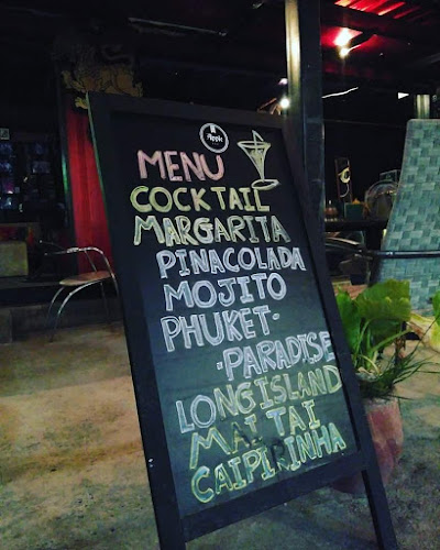 Apple's Box Kamala Food & Drink - การบริการอาหารและที่พัก